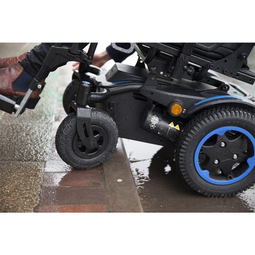 Alternative view of 美國 Sunrise Quickie Q200 R 電動輪椅【9/14"前後轆】【340W電機】【22.8"總闊】【Quickie Q200 R港澳唯一獨家總代理】
